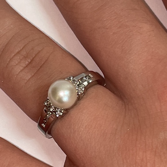 Solid Stamped 14K White Gold Genuine Cultured Pearl Natural Diamond Ring - Picture 4 of 13